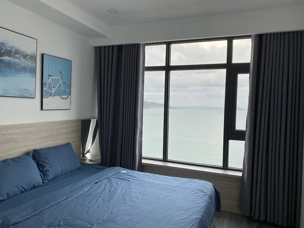 Ocean Bay Hotel