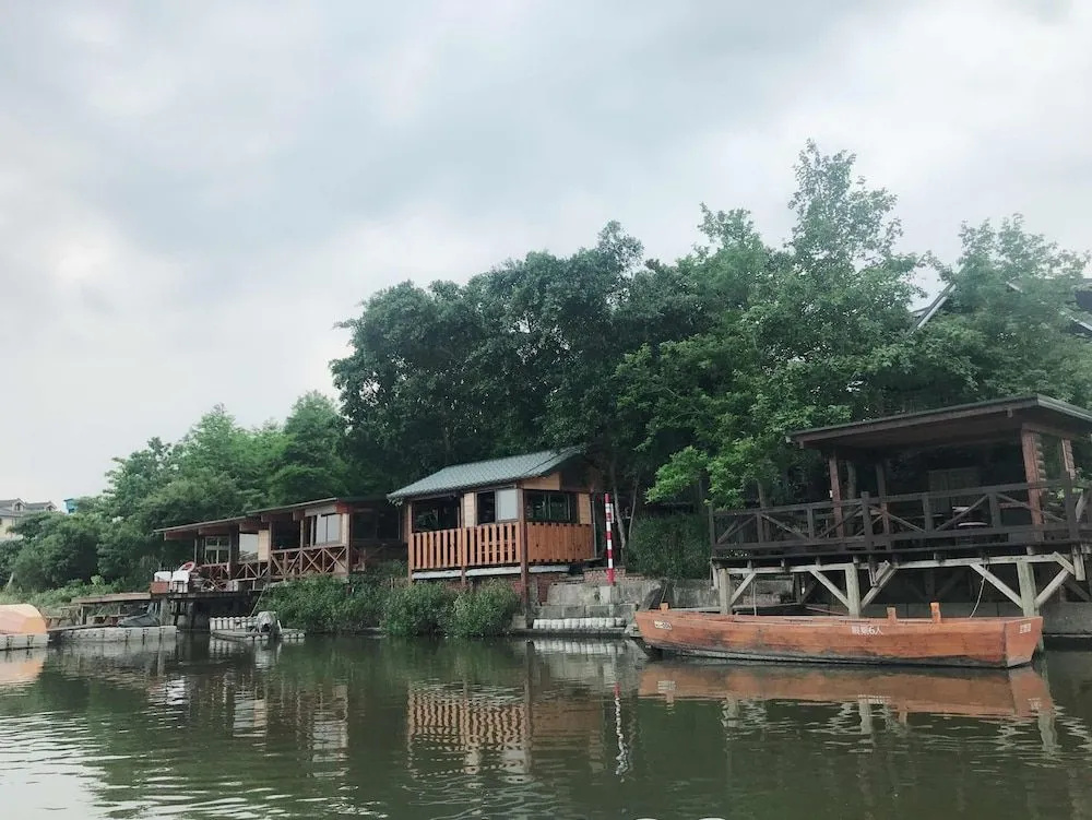 Water Villa
