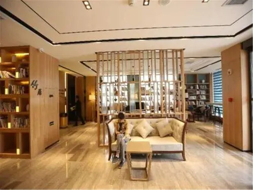 Atour Hotel Shuangyong Ave