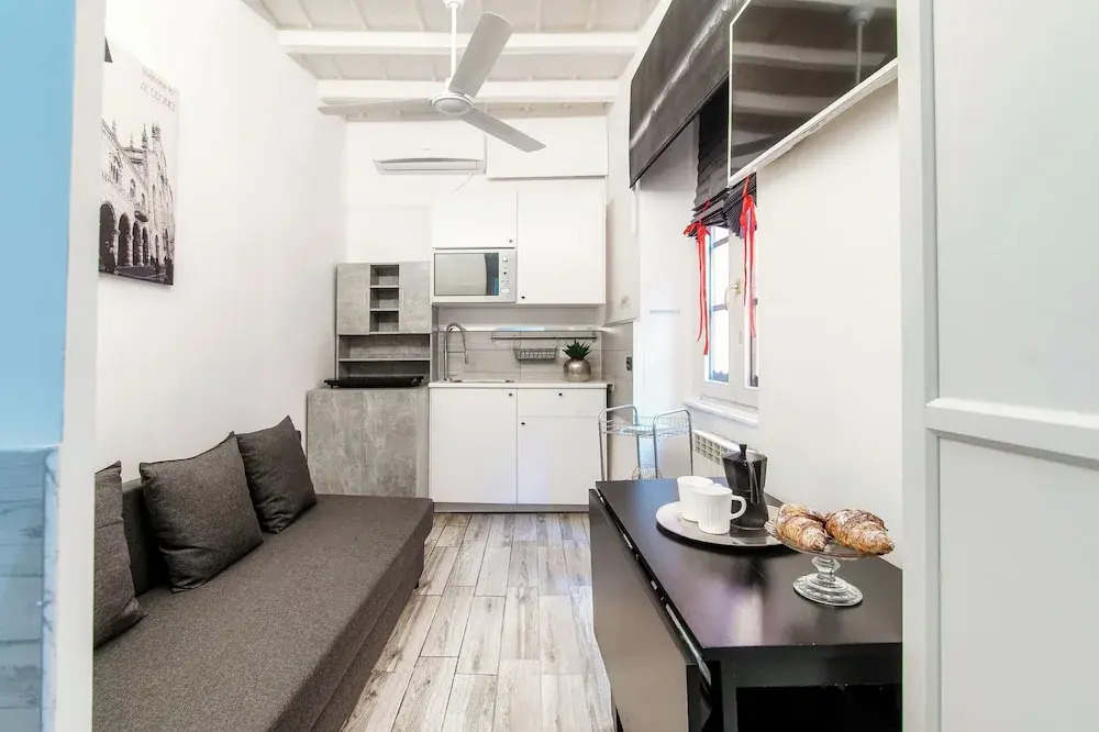 Chic apt near Duomo di Como