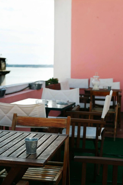 Alfama Patio Apartments