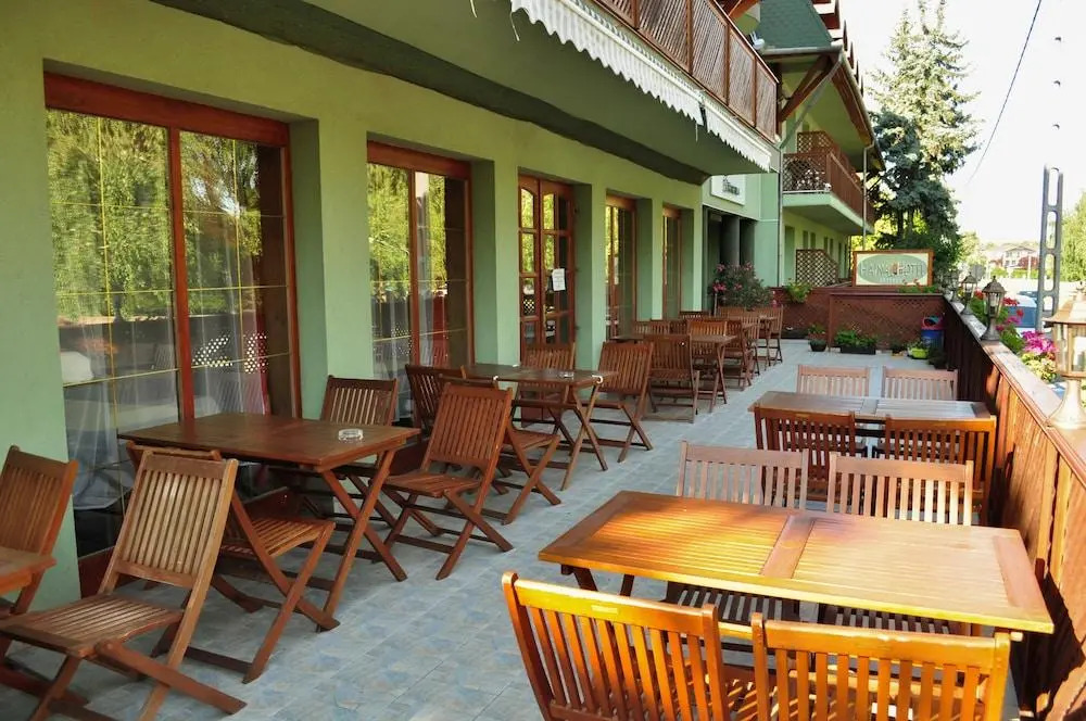 Hotel Hajnal