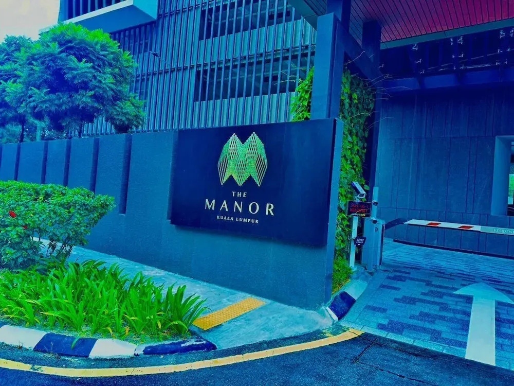 The Manor Residence KLCC by Five Senses