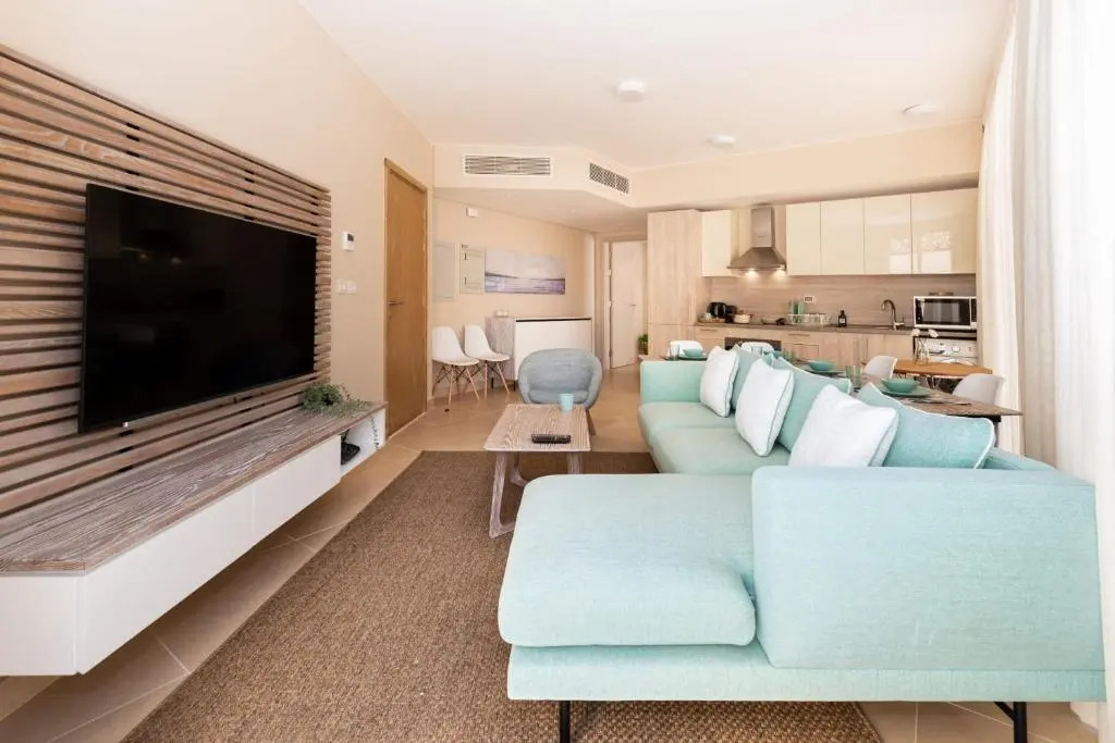 Pleasant & Calming 1 BDR Mangroovy Free Pool & Beach Access