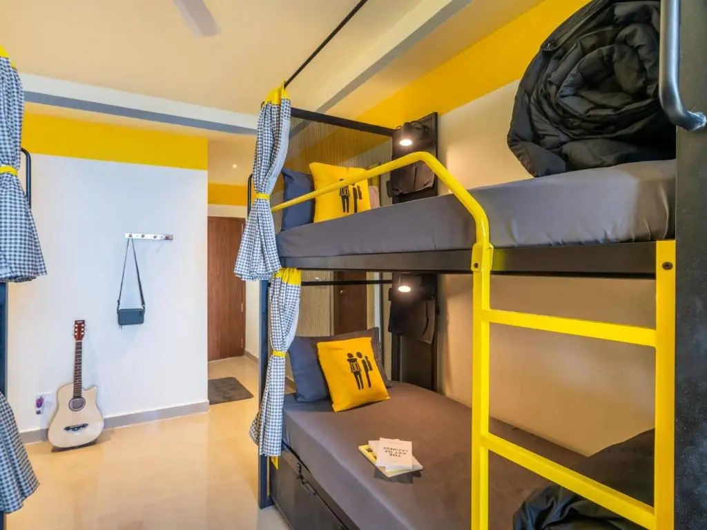 The Hosteller Dalhousie, Mall Road
