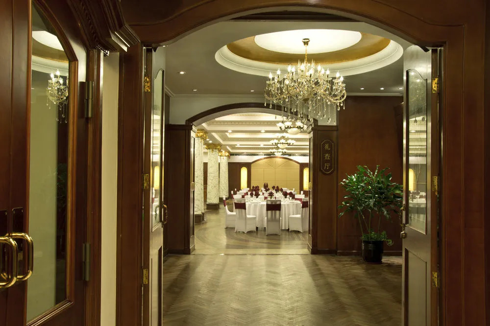 Astor House Hotel