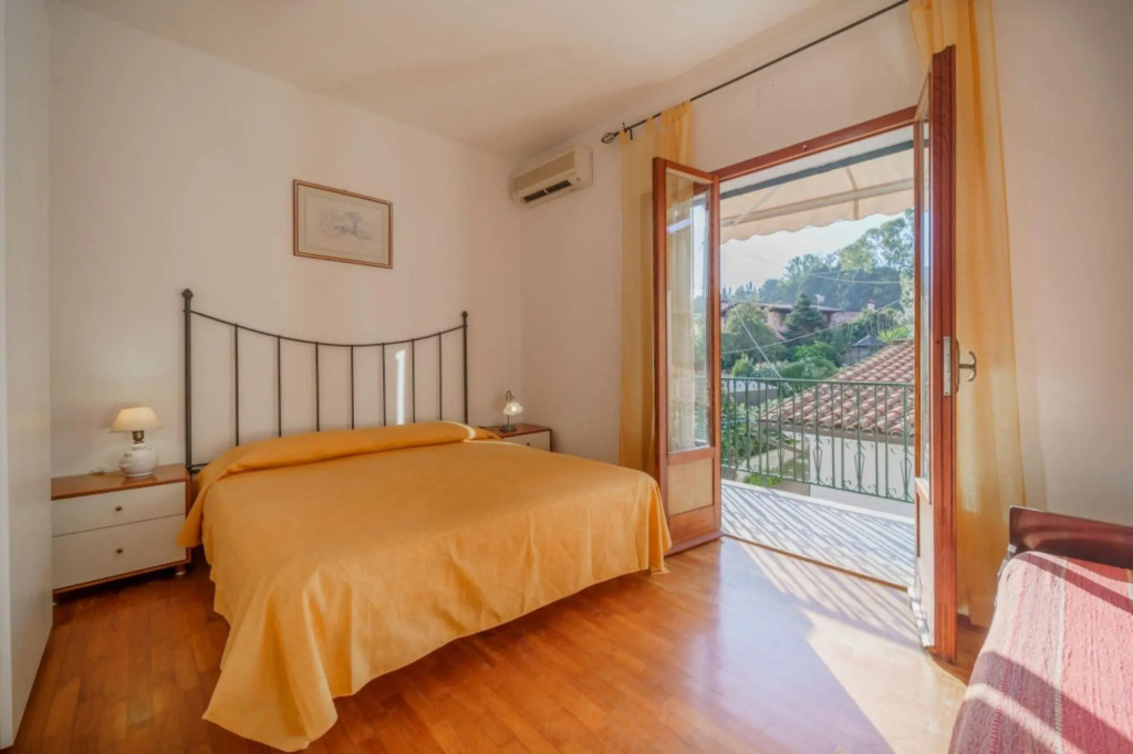 Casa Barbarossa with outdoor space and parking a few steps from Barbarossa-CASA BARBAROSSA 12