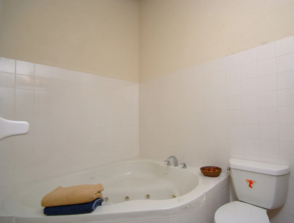 Best E Villas Prospect St James