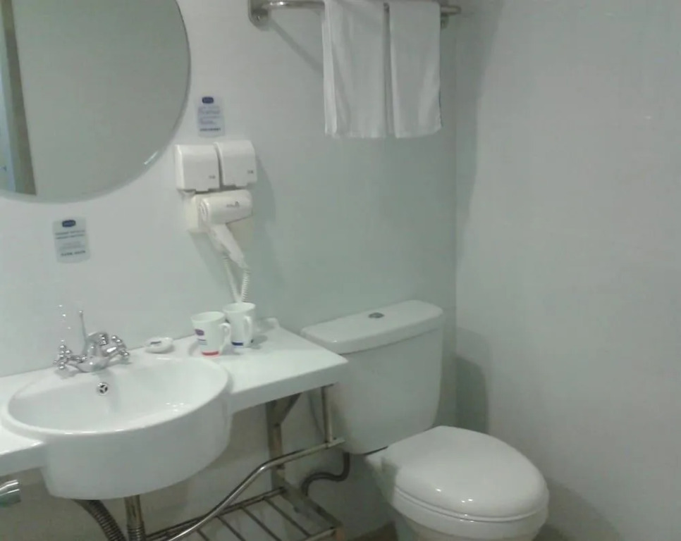 Hanting Hotel Shenzhen Aiguo Road Branch