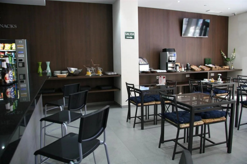 Hotel Olympia Universidades