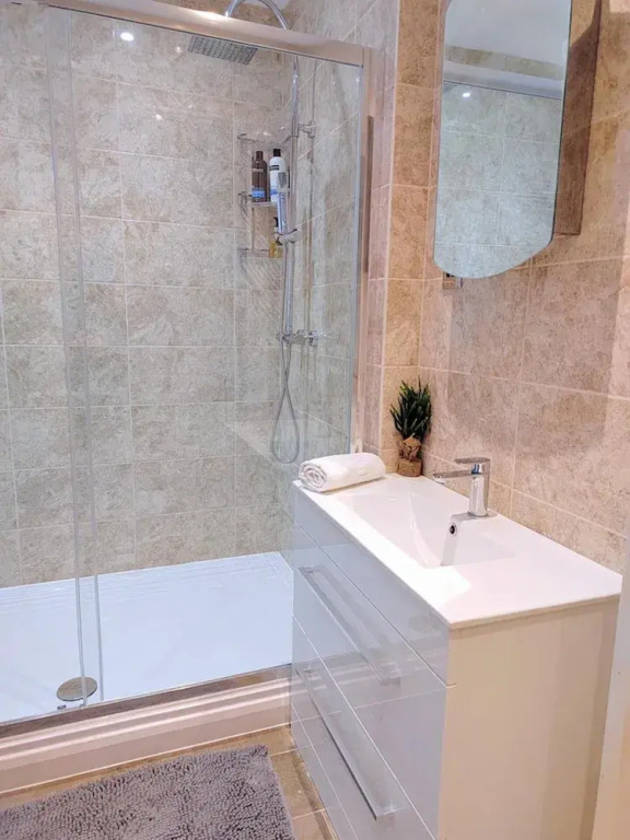 The Ayres House 2 bed Apartment in Cambridge