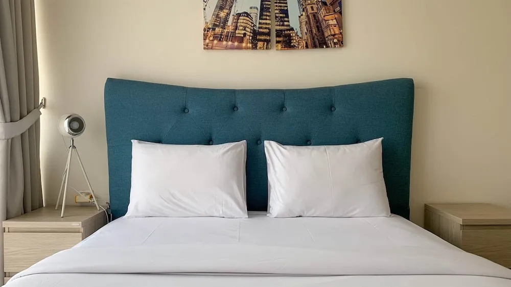 Elegant 2Br With Private Lift At Menteng Park Apartment