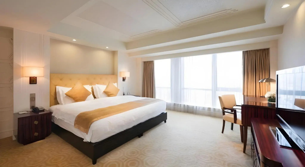 Paramount Gallery Hotel