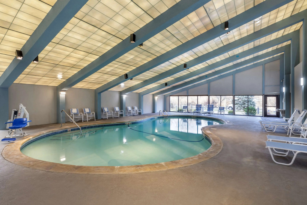 Best Western Plus New Englander