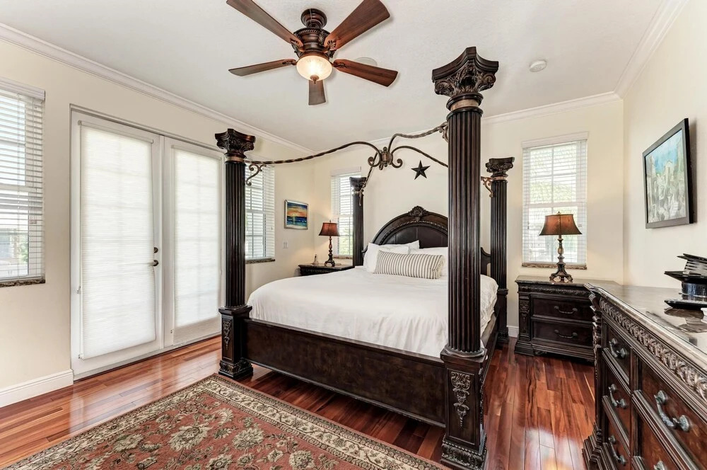 Beautiful Northshore Beauty- 5 Bed-4ba Private Pool Great Location