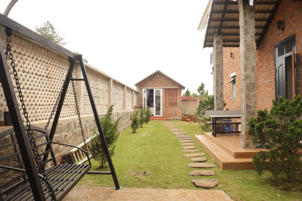 Sen Villa Bao Loc