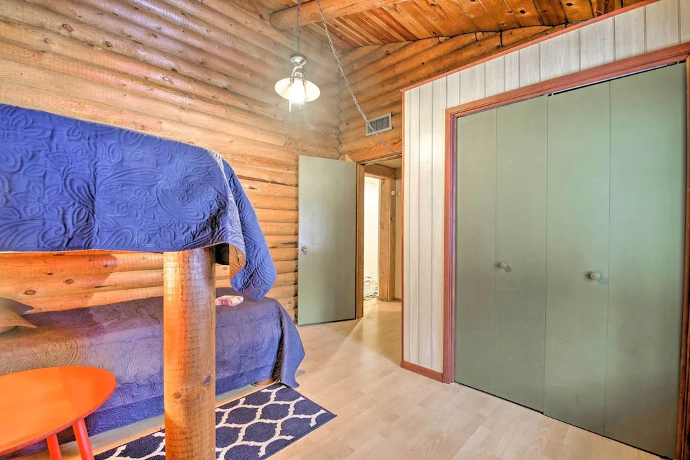 11 Mi to Rainbow Lake: Family Home w/ Large Yard