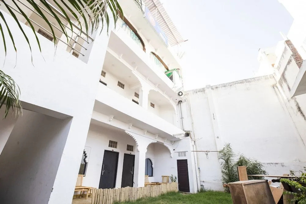 Hotel Heritage High