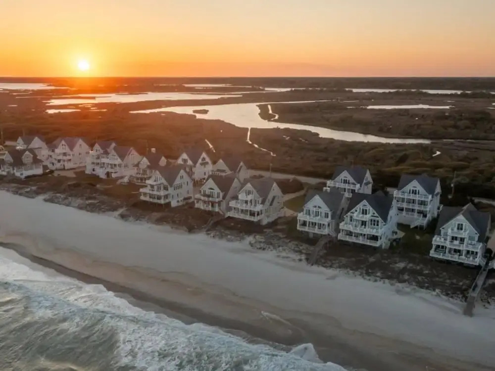 Ocean's Edge by Topsail Realty
