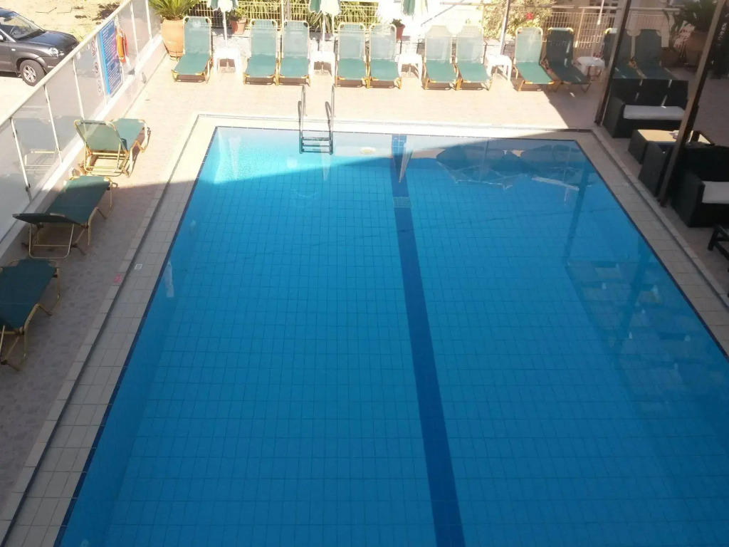 Zannis Hotel