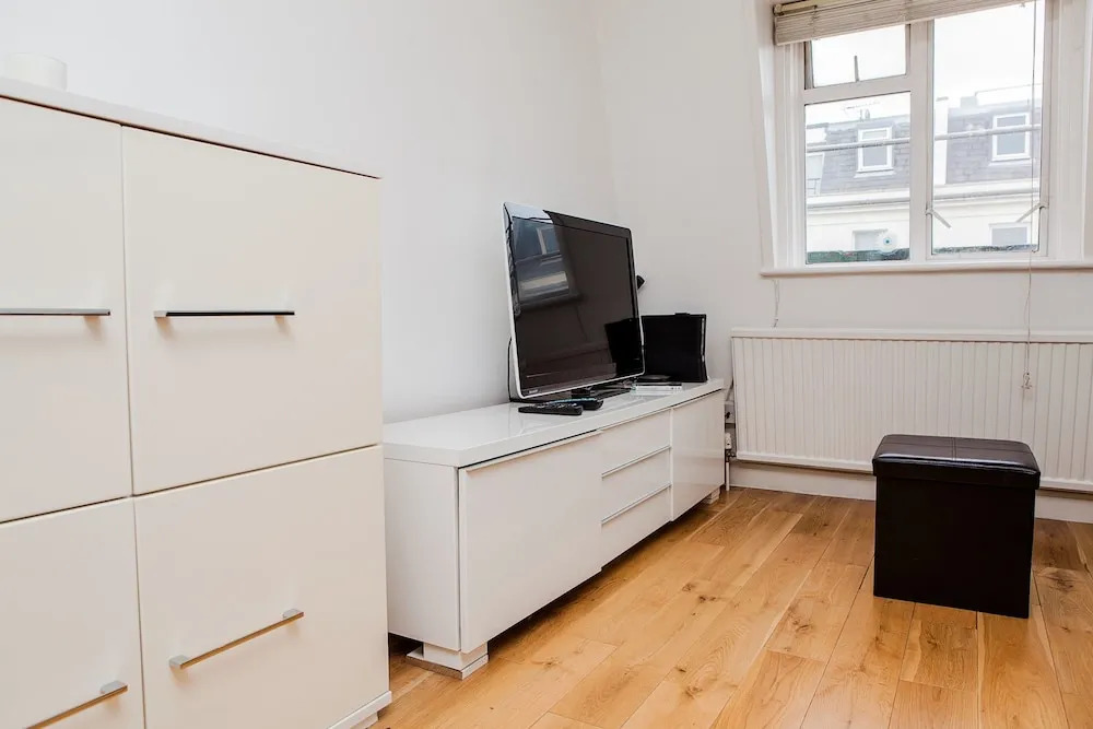 1 Bedroom Apartment Close to Paddington