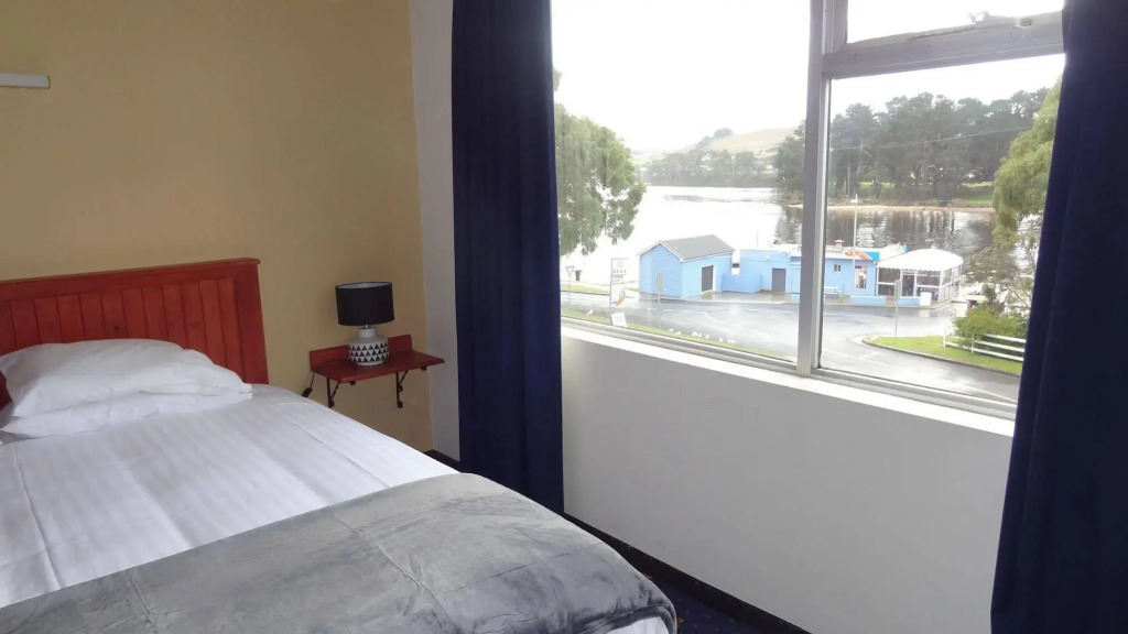 The Wharf Hotel