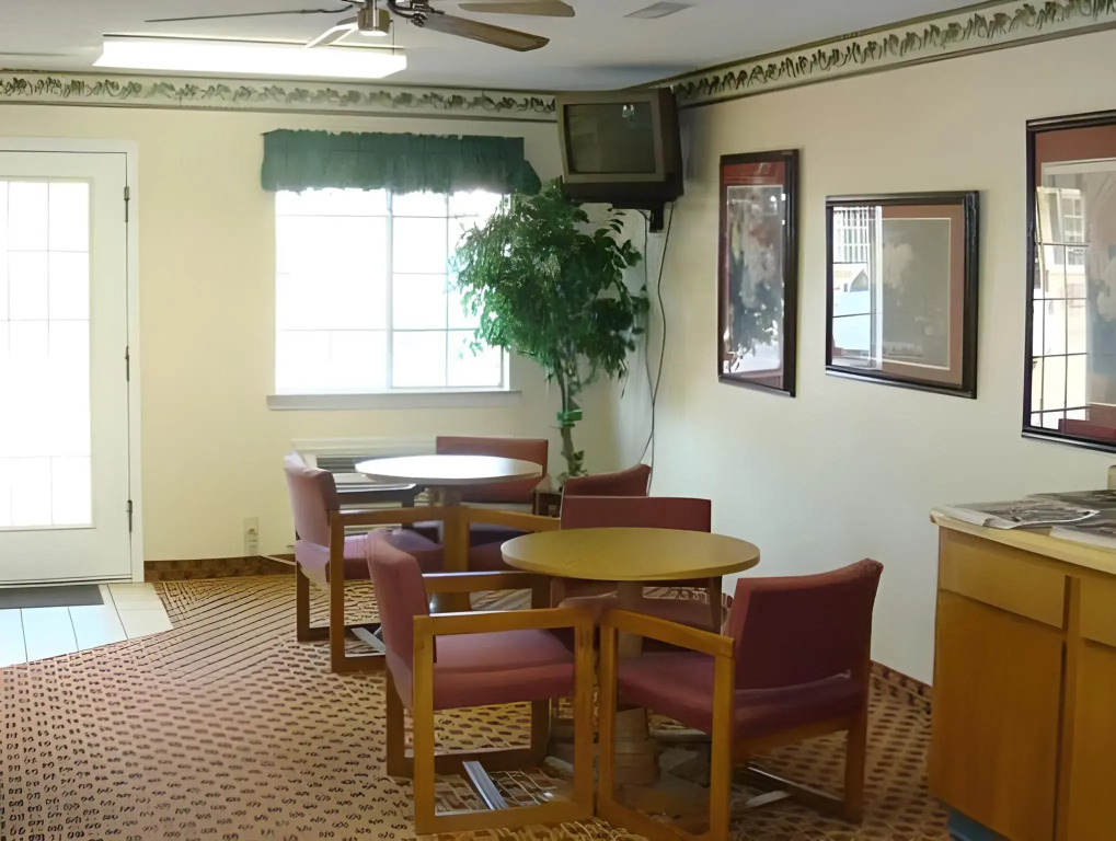 Regency 7 Motel