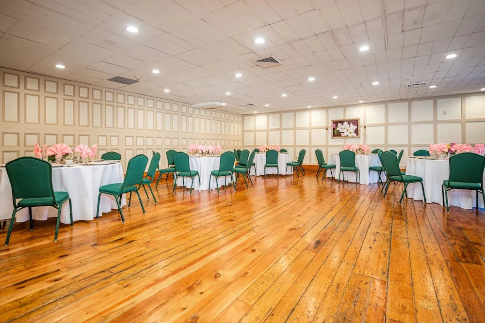 Wayside Inn