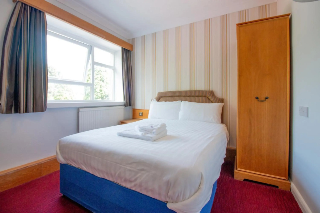 Westone Manor Hotel