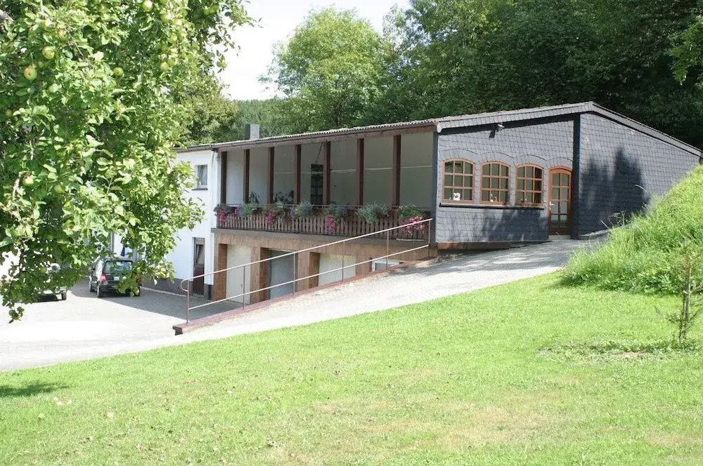 Zum Lindenbaum