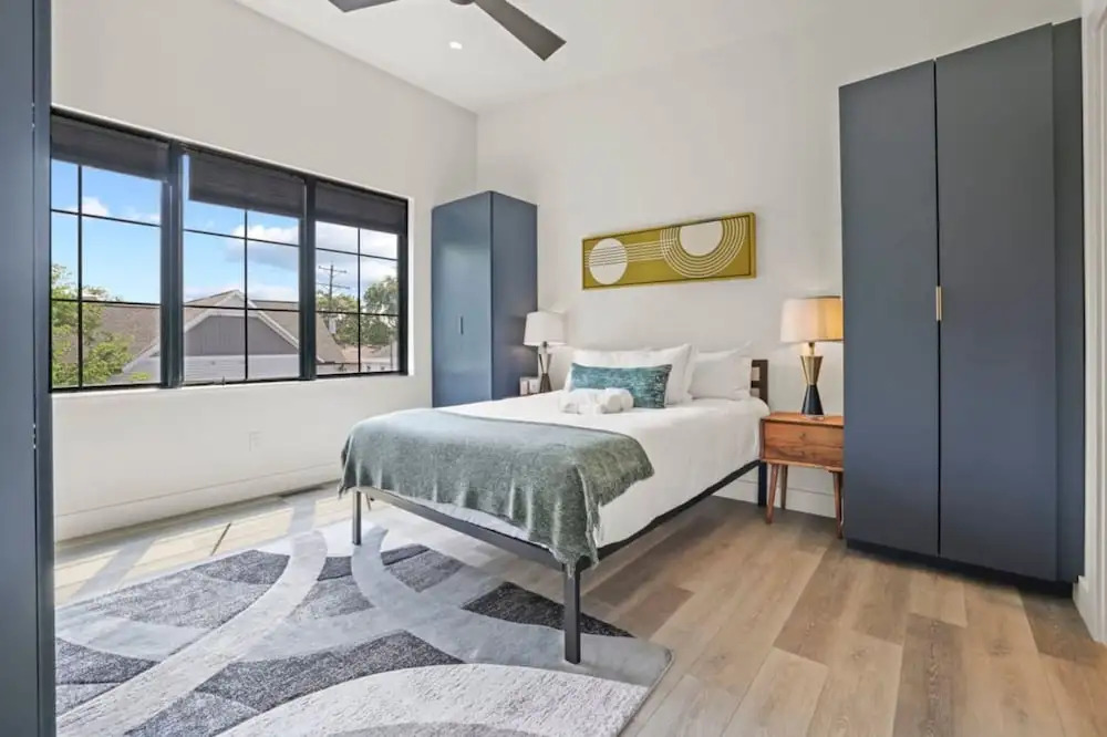 Stylish Getaway -columbus-3 Bedroom Masterpiece