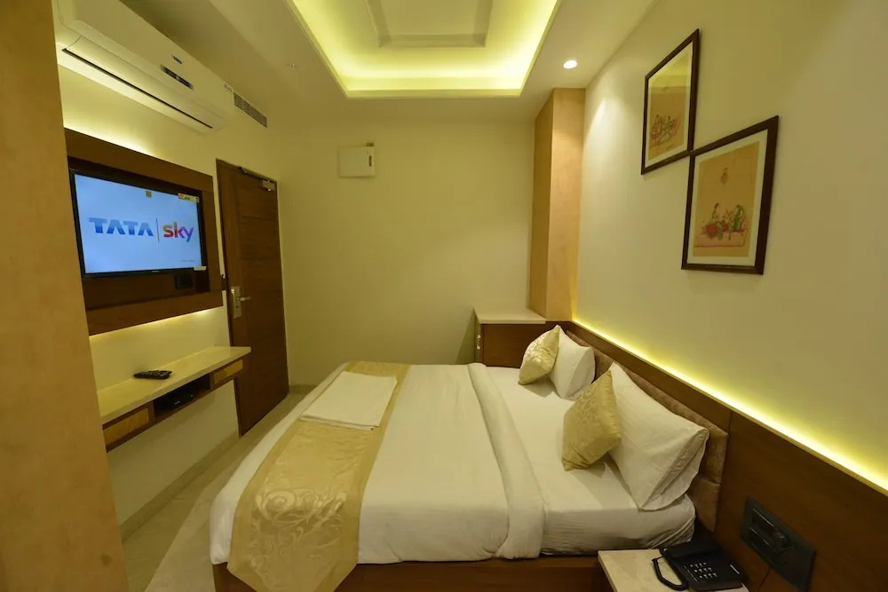 Hotel RR 62-Jaipur City Centre Hotel