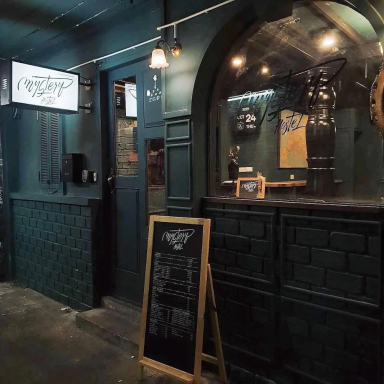 OYO Mystery Hostel