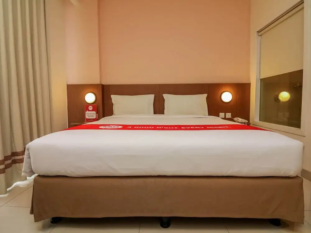 NIDA Rooms Tebet Pancoran Statue Dukuh Patra Raya
