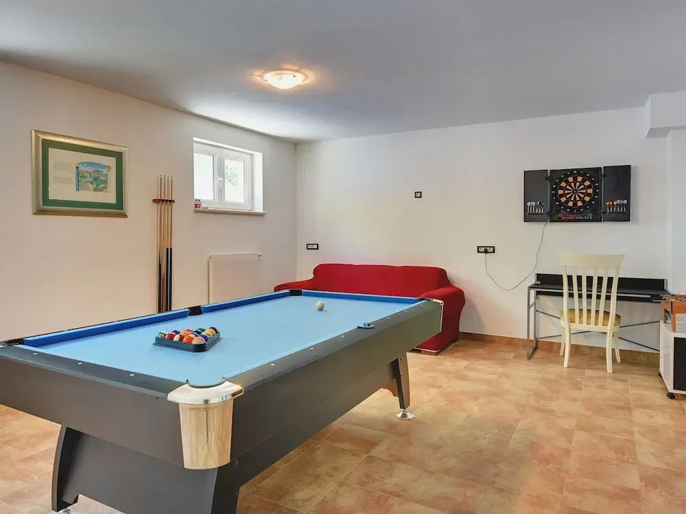 Villa in Pula near Beach with Private Pool