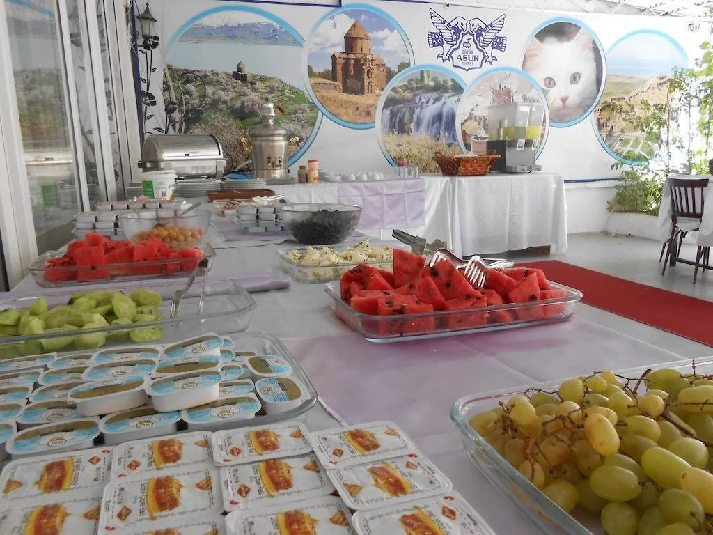 Buyuk Asur Oteli