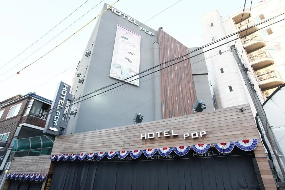 Hotel Pop Guri