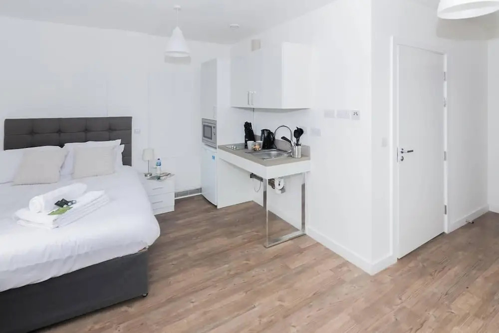 Modern Studio Apartment In The Heart Of Liverpool!