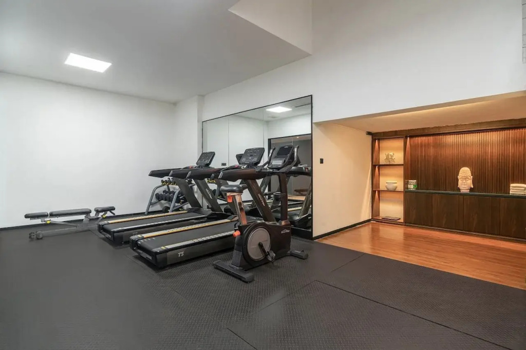 World Traders Hotel Chongqing