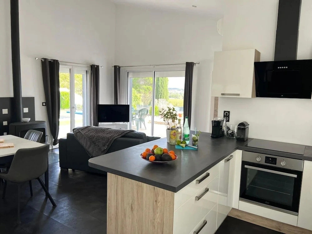 Modern Comfort in Minervois