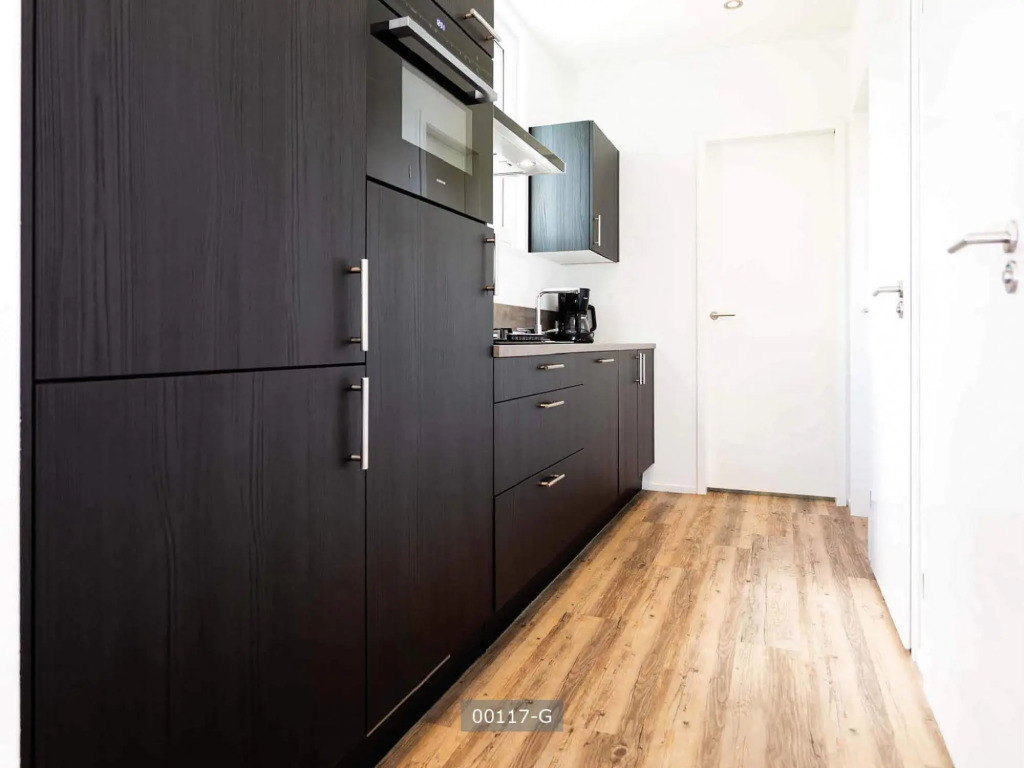 Detached, modern chalet with sauna and spa, in a holiday park, Hoorn at 8 km.