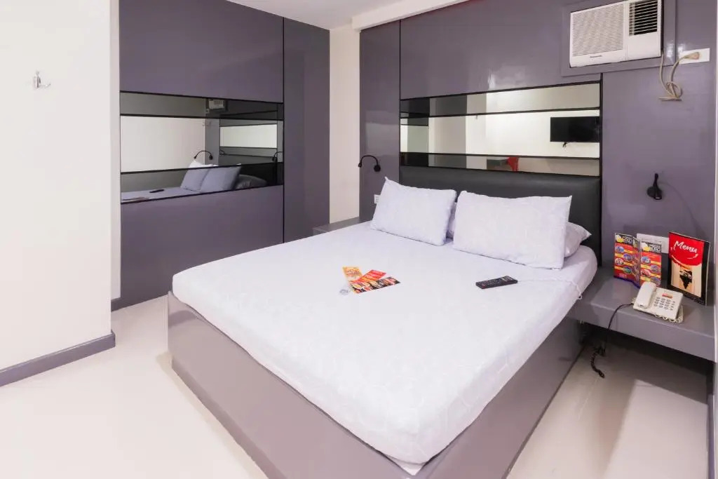 Hotel Sogo Aurora Cubao