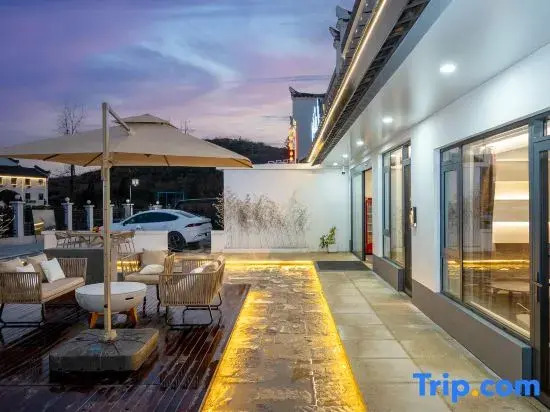 Jiuhuashan Taoyuan Huayin Homestay (On the Jiuhua Mountain)