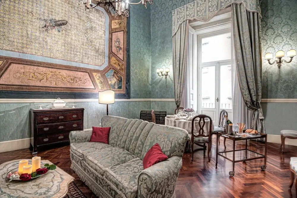 Suite Borbone Royal
