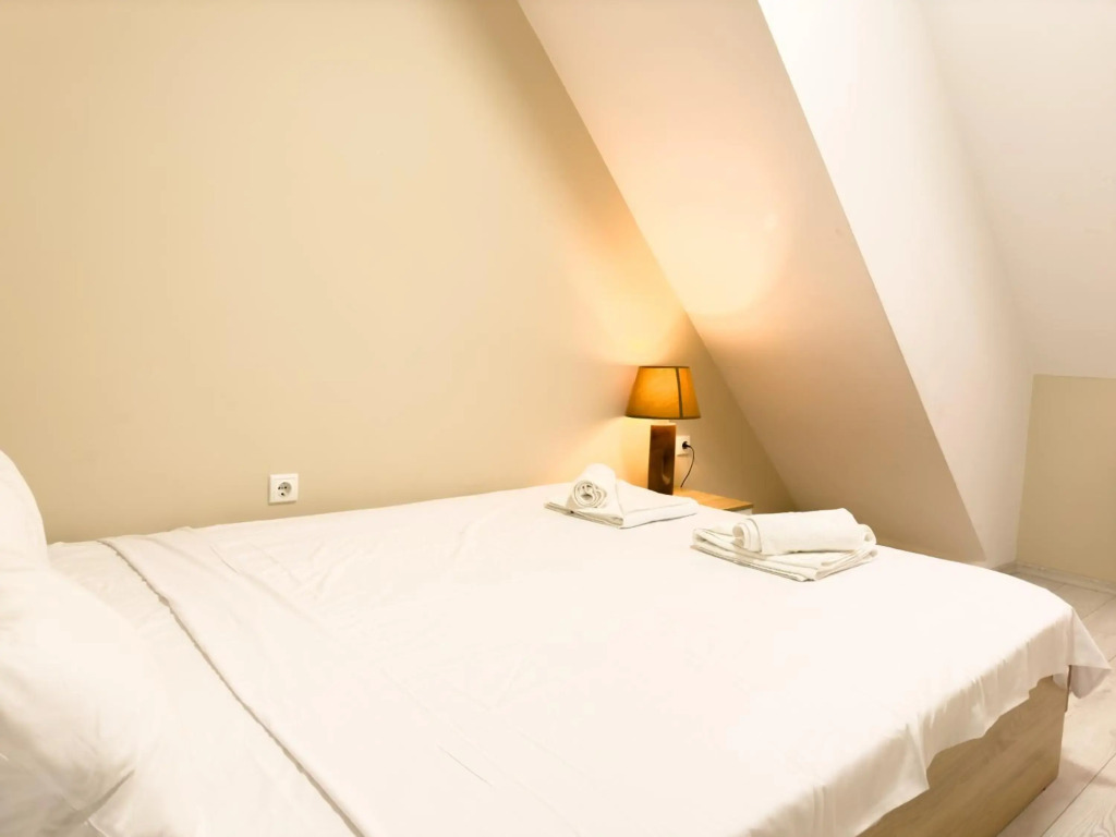 Holiwork Stays Business Suite, City Centre