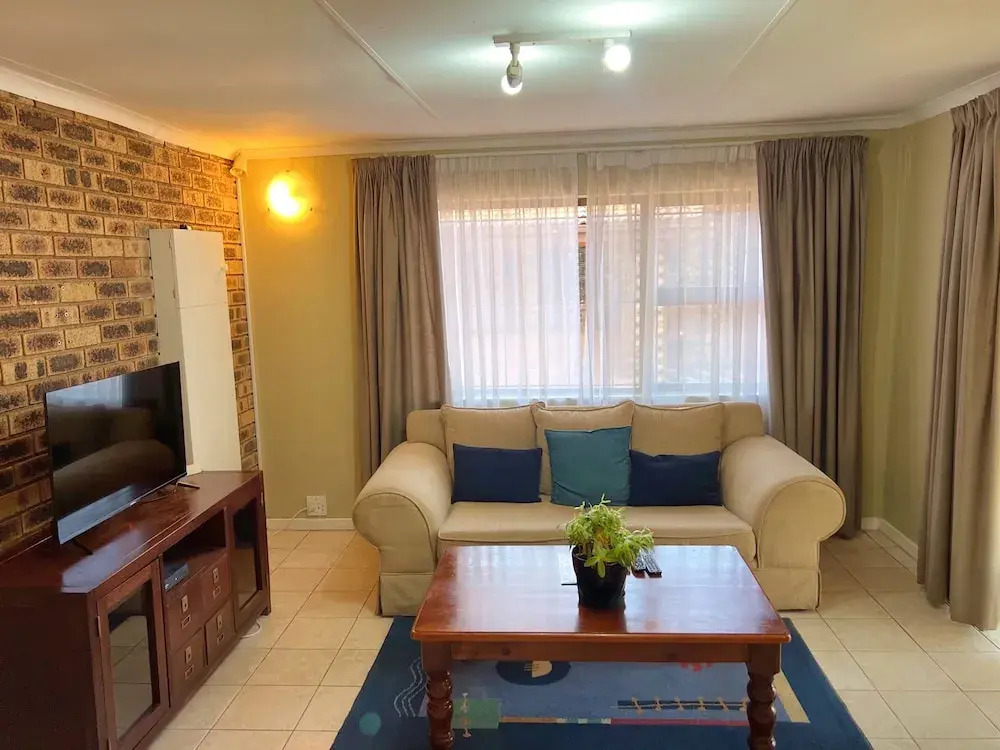Protea Ridge Guest Cottages and Conference Centre