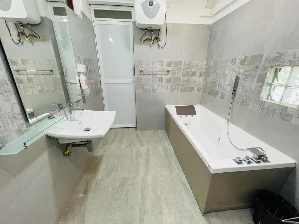 Sky 360 Residence