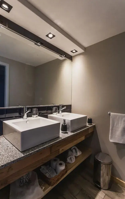 Hotel Eco Max