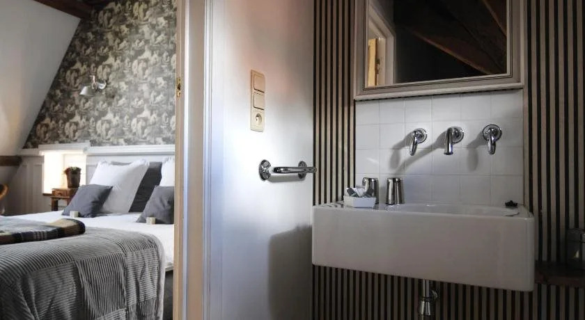B&B Number 11 Exclusive Guesthouse