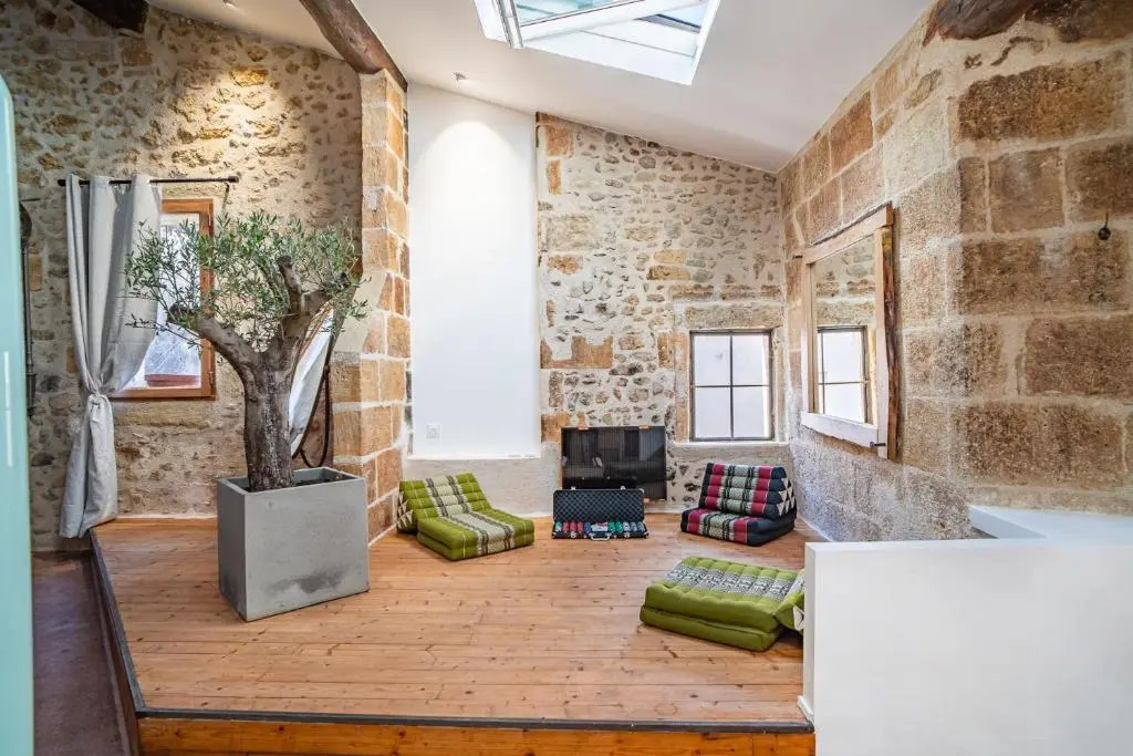 L'Olivier Loft HH Centre Corum - Netflix & Prime Video 4k